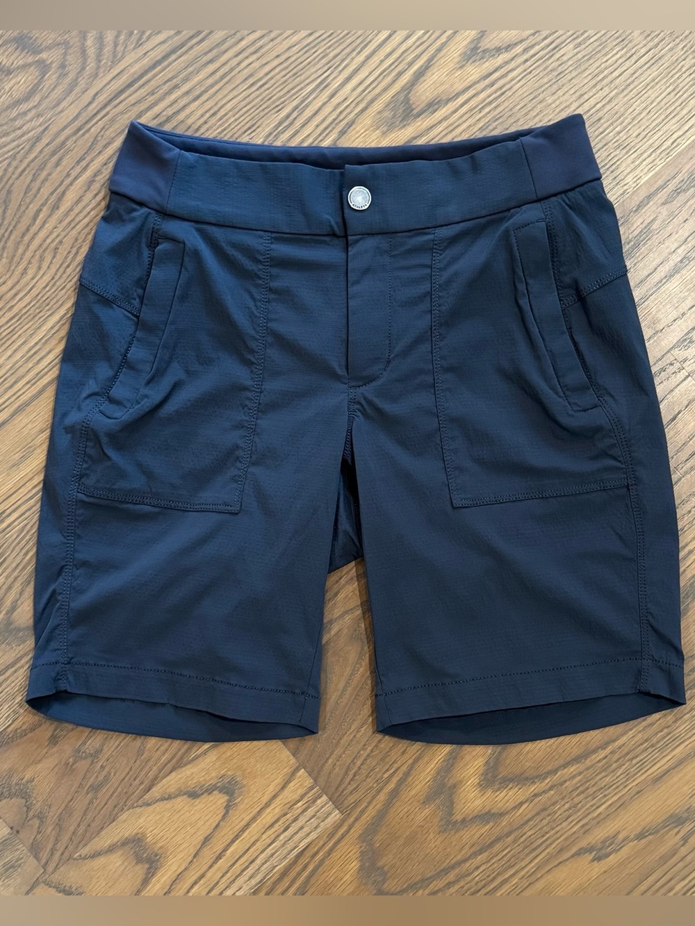 Athleta Trekkie North Mid Rise Bermuda Short in Gray